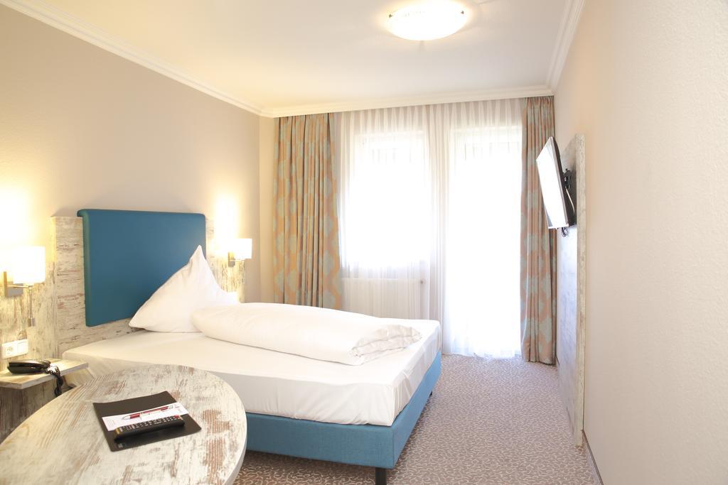 Hotel Römerstadt Gersthofen Buitenkant foto