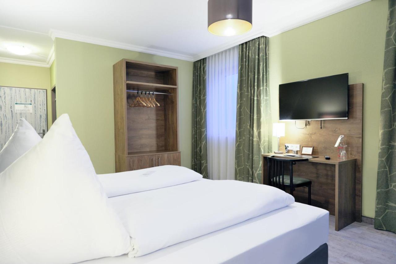 Hotel Römerstadt Gersthofen Buitenkant foto